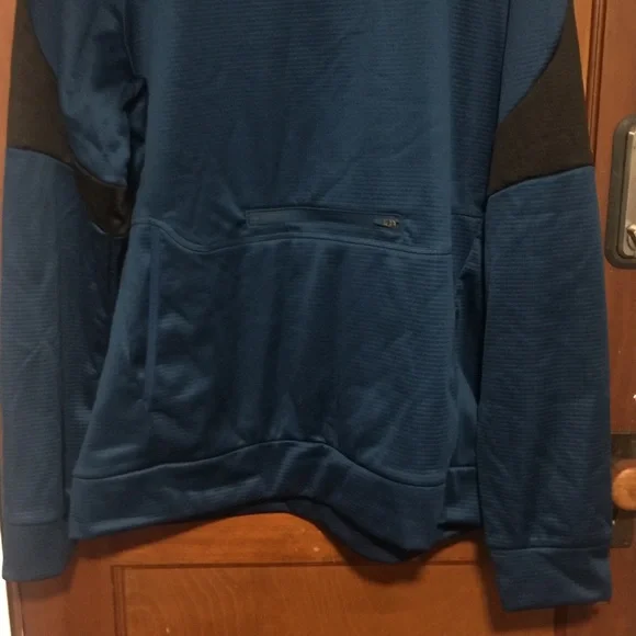Trade for another puma item? Puma warmcell hoodie NWT - Picture 3 of 8